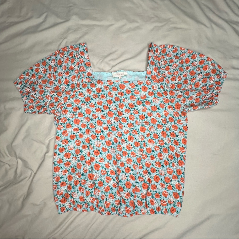 ✨Never Worn✨ Solitaire Floral Blouse